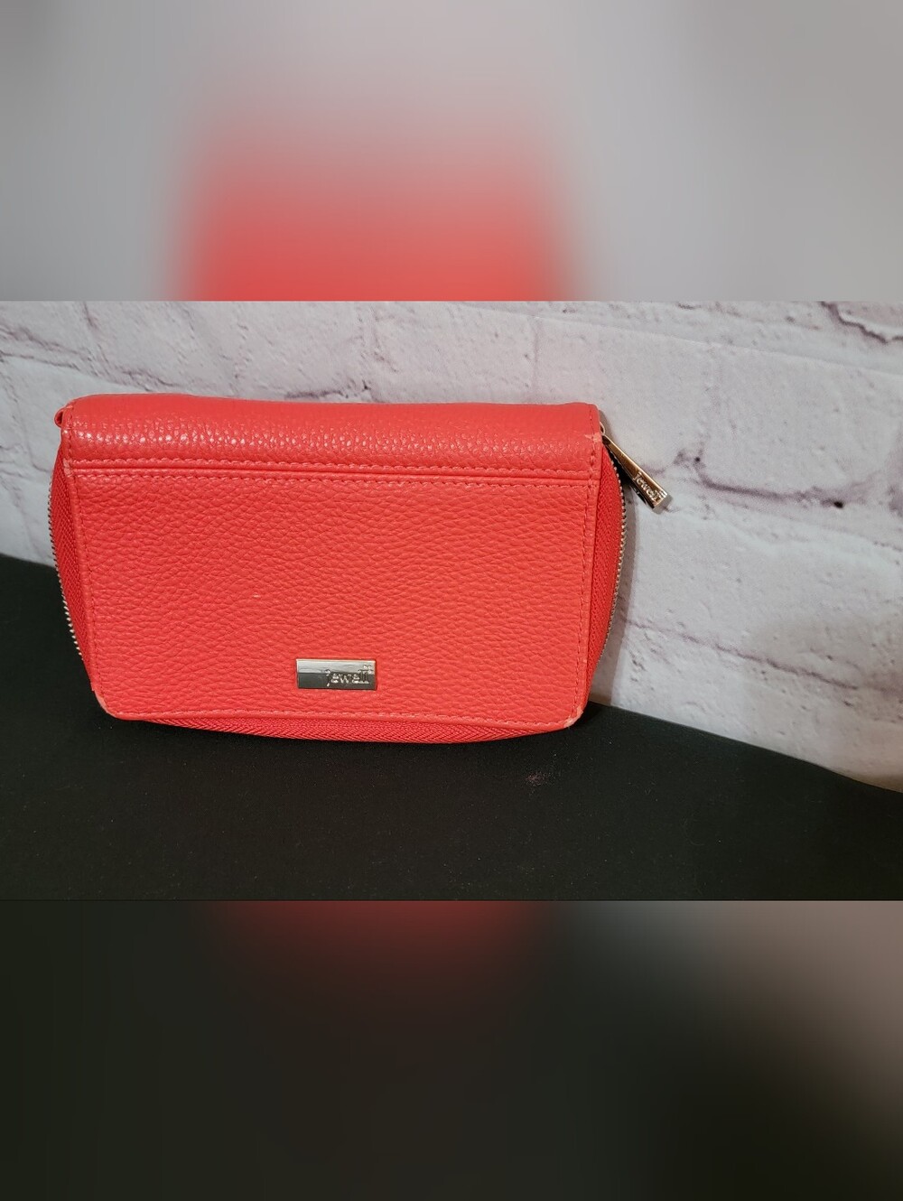 Thirty One Coral Zip Wallet - Coral Women's Wallet